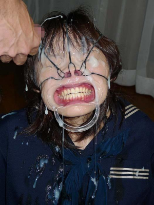 Kinky Cumshot In The Face